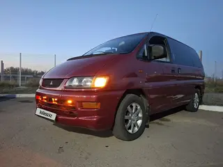 Mitsubishi Space Gear, 1999