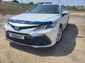 Toyota Camry 2022 годаүшін13 600 000 тг. в Актобе – фото 10