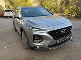 Hyundai Santa Fe 2020 года за 12 500 000 тг. в Атырау