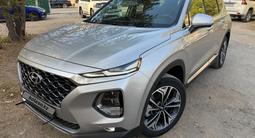 Hyundai Santa Fe 2020 года за 12 500 000 тг. в Атырау – фото 2