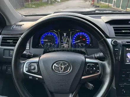 Toyota Camry 2017 года за 13 100 000 тг. в Алматы – фото 13