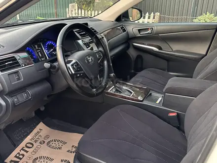 Toyota Camry 2017 года за 13 100 000 тг. в Алматы – фото 15