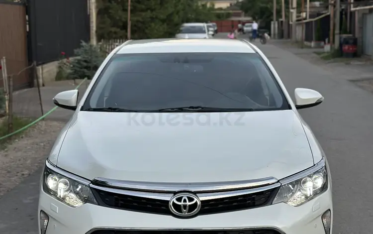 Toyota Camry 2017 года за 13 100 000 тг. в Алматы