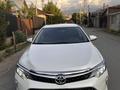 Toyota Camry 2017 года за 13 100 000 тг. в Алматы – фото 10