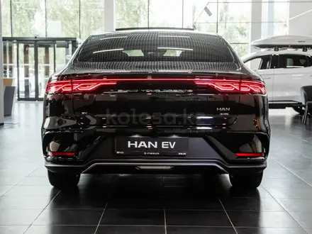 BYD Han Flagship EV 2026 года за 22 490 000 тг. в Костанай – фото 22