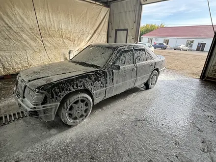 Mercedes-Benz E 230 1989 года за 1 400 000 тг. в Кокшетау – фото 9