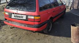 Volkswagen Passat 1992 года за 900 000 тг. в Семей