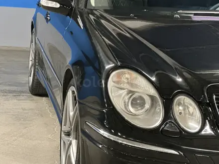 Mercedes-Benz E 55 AMG 2003 года за 9 000 000 тг. в Алматы – фото 15