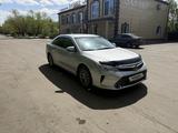 Toyota Camry 2016 года за 10 500 000 тг. в Астана – фото 2