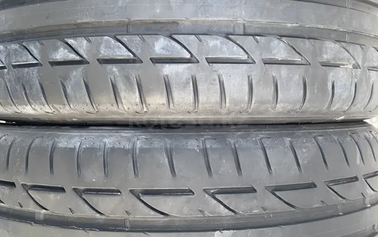 Пара летние шины 225/45/19 225/45R19 Bridgestoone. за 45 000 тг. в Алматы