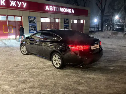 Toyota Avalon 2015 года за 10 800 000 тг. в Алматы