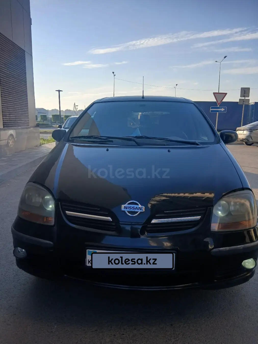 Nissan Almera, 2002