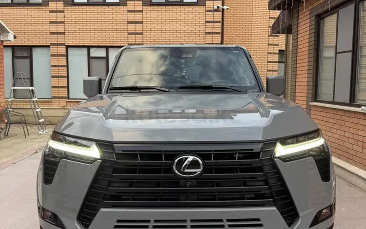 Lexus GX 550 2025 года за 60 000 000 тг. в Актобе