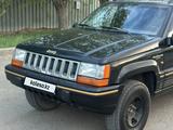 Jeep Grand Cherokee 1995 года за 5 500 000 тг. в Астана – фото 2