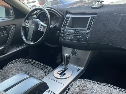 Infiniti FX35 2005 года за 4 800 000 тг. в Алматы – фото 10