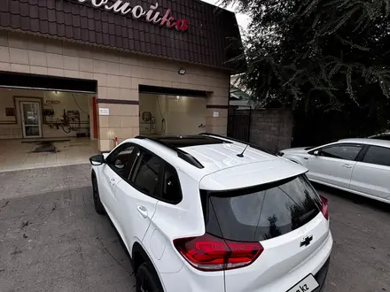 Chevrolet Tracker 2021 года за 7 500 000 тг. в Алматы – фото 14