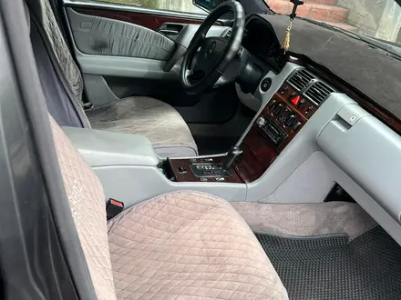 Mercedes-Benz E 280 1996 года за 3 800 000 тг. в Алматы – фото 10
