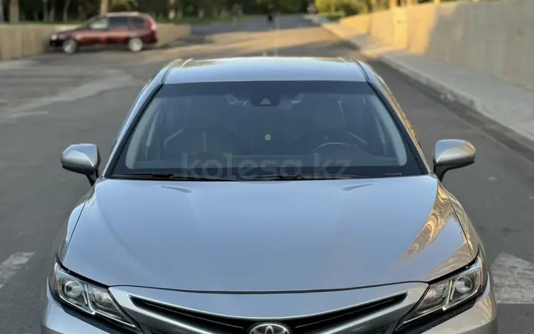 Toyota Camry 2018 года за 11 700 000 тг. в Алматы