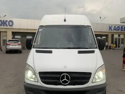 Mercedes-Benz Sprinter 2010 года за 9 500 000 тг. в Алматы – фото 2