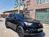 Toyota RAV4 2018 года за 13 300 000 тг. в Шымкент – фото 5