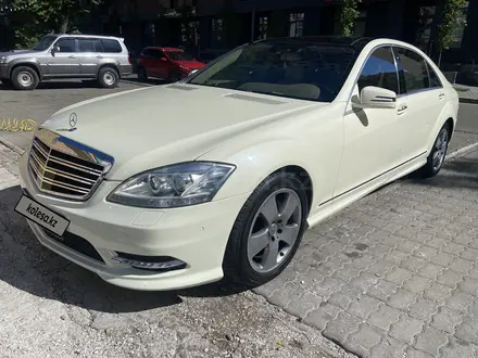 Mercedes-Benz S 500 2011 года за 12 500 000 тг. в Алматы – фото 18