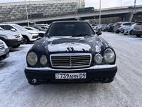 Mercedes-Benz E 320 1997 года за 2 700 000 тг. в Караганда