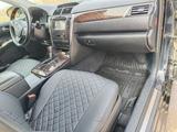 Toyota Camry 2015 года за 6 400 000 тг. в Уральск – фото 3