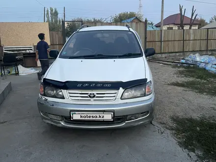 Toyota Ipsum 1997 года за 2 900 000 тг. в Семей – фото 2