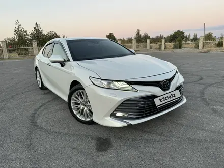 Toyota Camry 2019 года за 14 500 000 тг. в Шымкент – фото 9