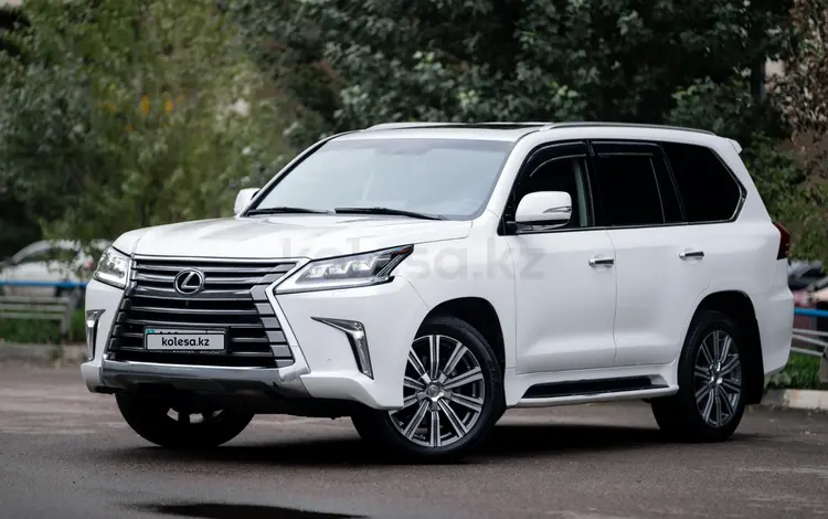 Lexus LX 570 2017 года за 43 500 000 тг. в Астана