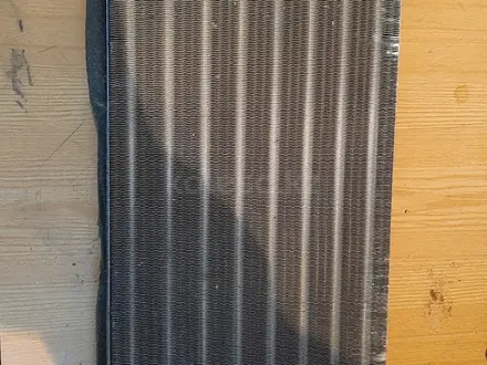 Оригинальный радиатор печки Мерседес 190 Mercedes W201 за 15 000 тг. в Семей – фото 2