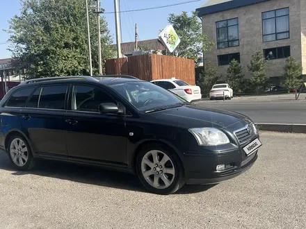 Toyota Avensis 2004 года за 5 950 000 тг. в Шымкент – фото 2