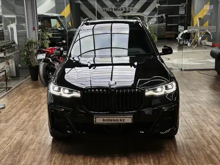 BMW X7 2020 года за 45 000 000 тг. в Алматы – фото 3