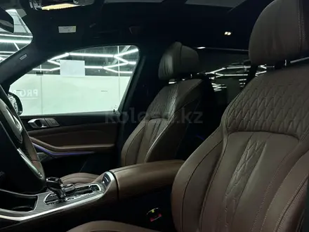 BMW X7 2020 года за 45 000 000 тг. в Алматы – фото 34