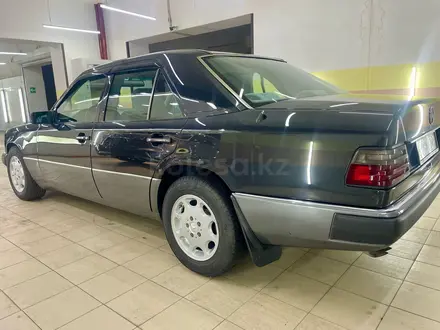 Mercedes-Benz E 280 1992 года за 7 000 000 тг. в Алматы – фото 12