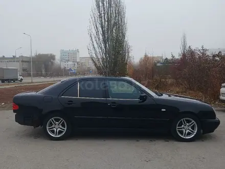 Mercedes-Benz E 230 1996 года за 2 600 000 тг. в Костанай – фото 5