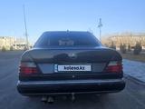 Mercedes-Benz E 230 1989 года за 1 600 000 тг. в Кызылорда – фото 5