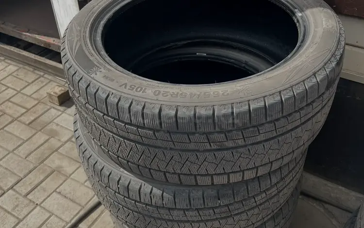 Шины зимние Triangle 255/45/R20үшін100 000 тг. в Астана