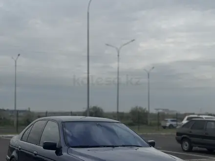 BMW 530 2003 года за 3 000 000 тг. в Астана – фото 5