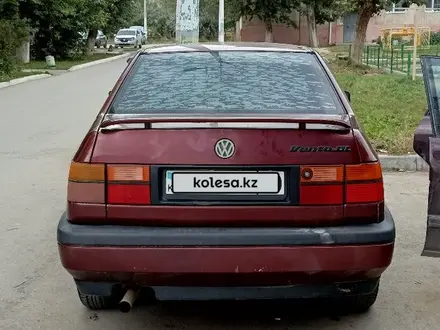 Volkswagen Vento 1993 года за 1 300 000 тг. в Житикара – фото 4