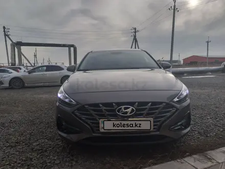 Hyundai i30 2023 года за 10 200 000 тг. в Атырау – фото 2