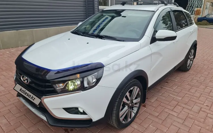 ВАЗ (Lada) Vesta SW Cross 2021 годаfor8 500 000 тг. в Караганда