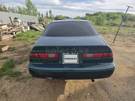 Toyota Camry 1997 года за 2 000 000 тг. в Астана – фото 3