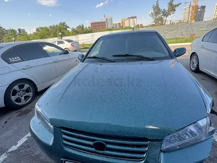 Toyota Camry 1997 года за 2 000 000 тг. в Астана – фото 6