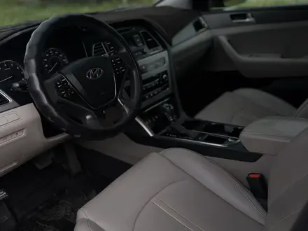 Hyundai Sonata 2016 года за 6 350 000 тг. в Алматы – фото 13