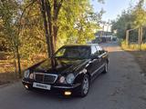 Mercedes-Benz E 280 1998 года за 2 900 000 тг. в Талдыкорган – фото 3