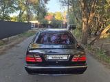Mercedes-Benz E 280 1998 года за 2 900 000 тг. в Талдыкорган – фото 4