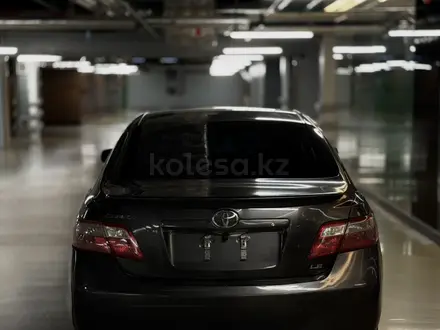 Toyota Camry 2006 года за 5 200 000 тг. в Алматы – фото 2