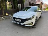 Hyundai Elantra 2023 года за 11 700 000 тг. в Алматы – фото 3