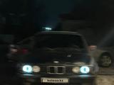BMW 520 1989 года за 900 000 тг. в Балпык би – фото 3